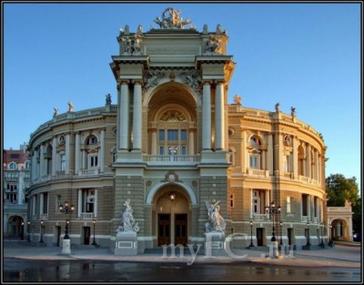 opera_theatre_vid.jpg
